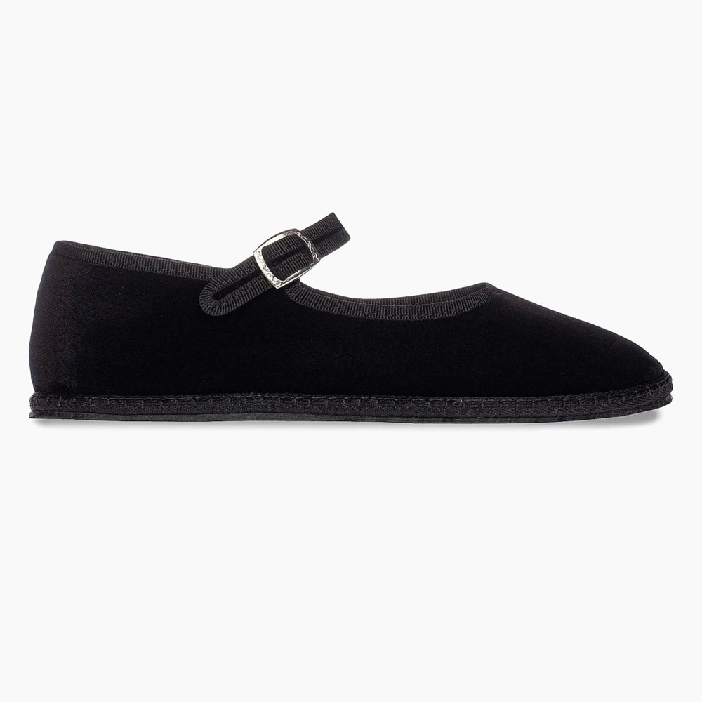 Vibi Venezia Black Mary Jane’s NWT
